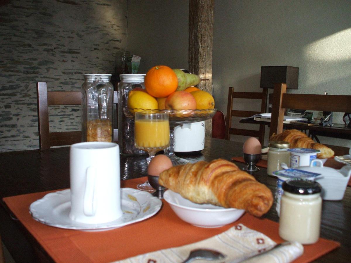 La Haye Gites Et Chambre D'Hotes Avrille  ภายนอก รูปภาพ