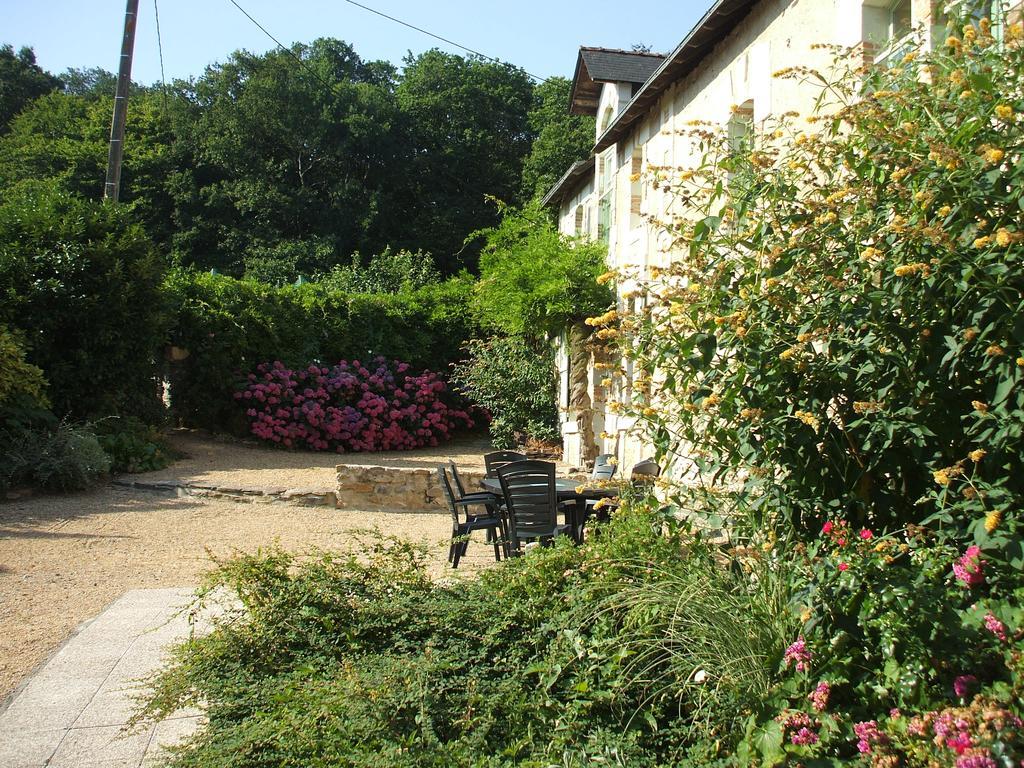 La Haye Gites Et Chambre D'Hotes Avrille  ภายนอก รูปภาพ